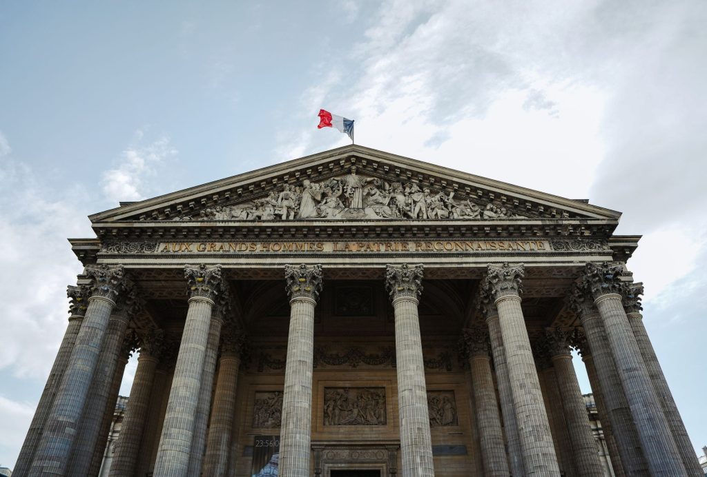 Façade néoclassique du Panthéon de Paris, ancienne église Sainte-Geneviève