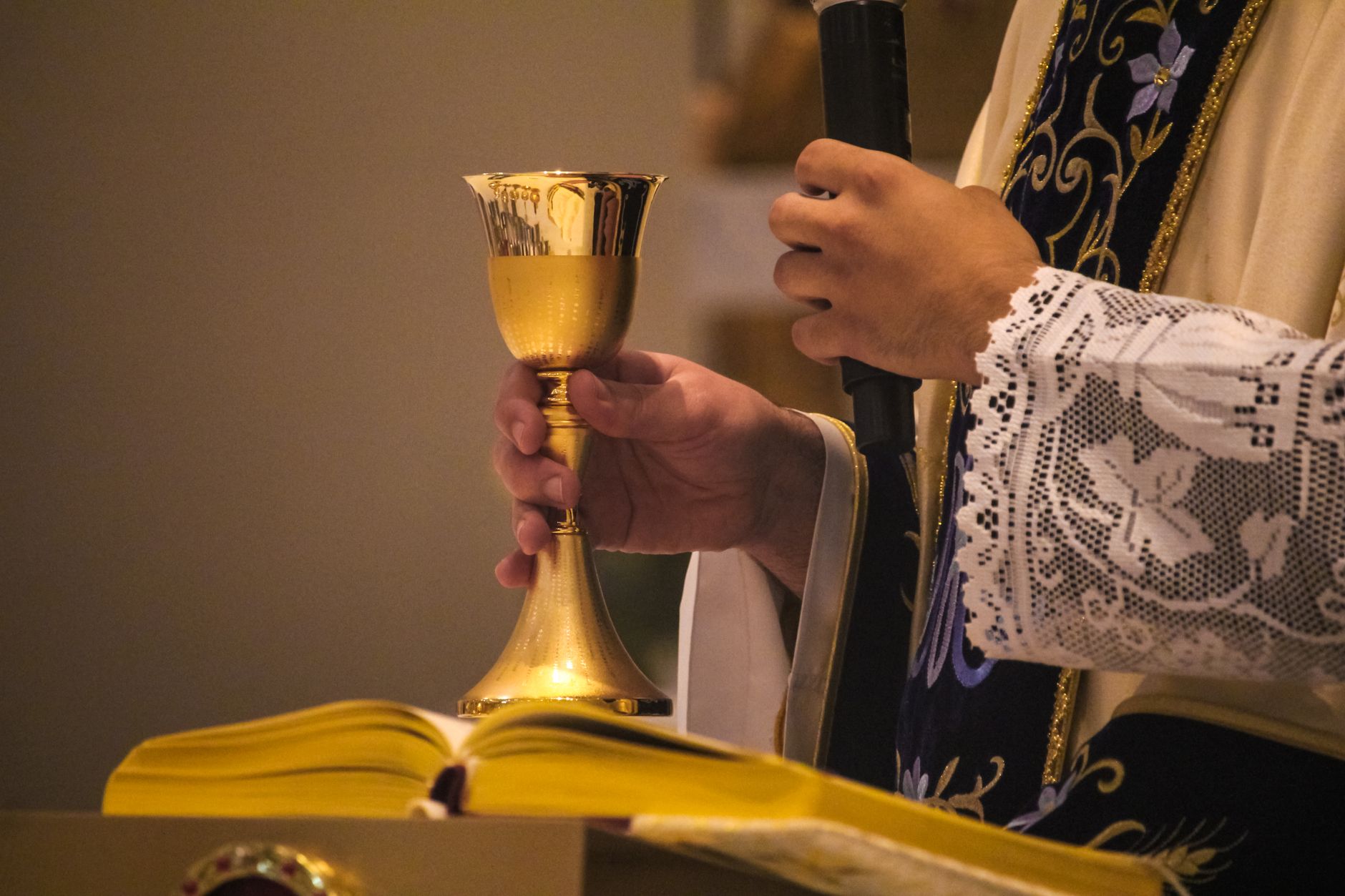 Qu&rsquo;est-ce que le sacrement de l&rsquo;Eucharistie ou Communion ?